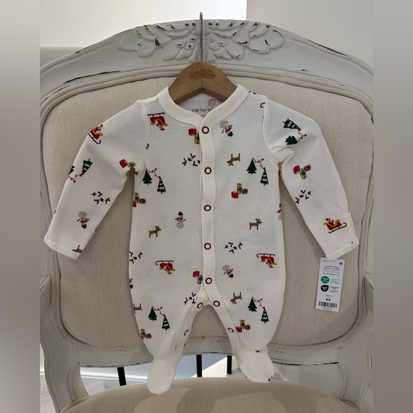 🎅 Baby Newborn Size Waffle Knit Christmas Footie Onesie NWT - Picture 3 of 8